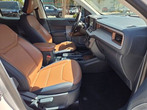 Used 2023 Ford Maverick Lariat w/ Lariat Luxury Package image 15