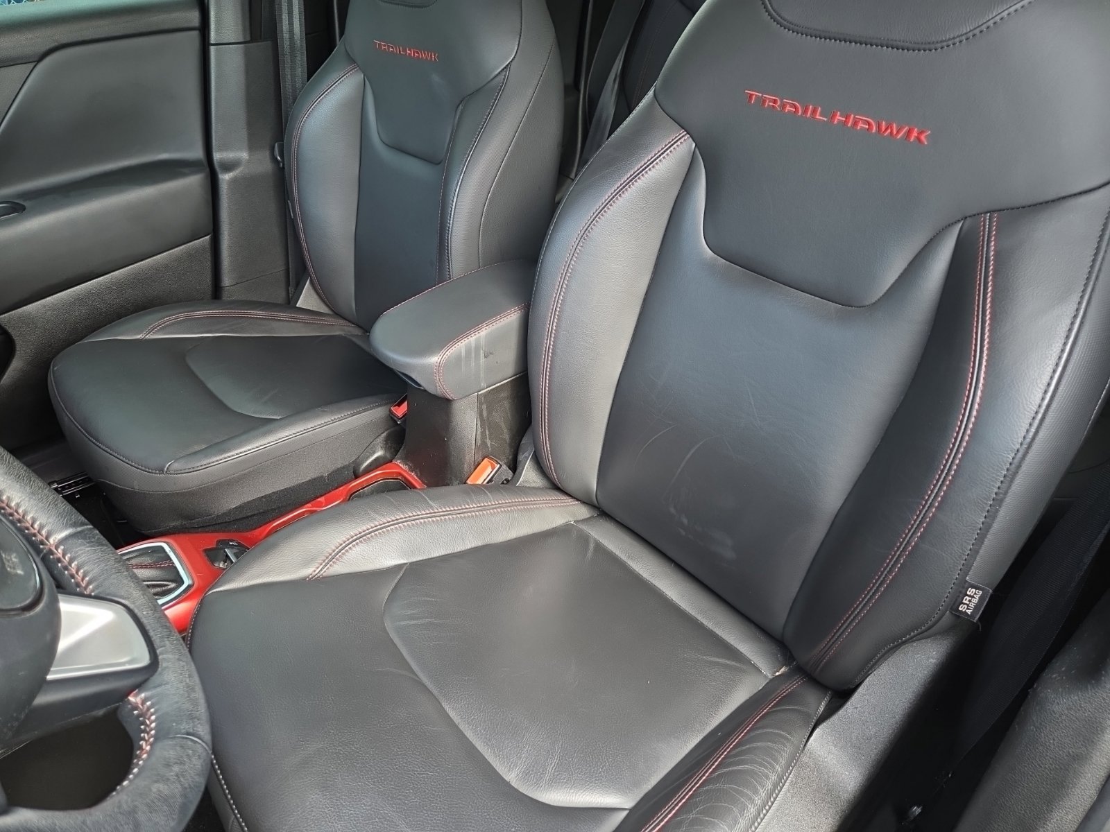 Used 2021 Jeep Renegade Trailhawk w/ Luxury Group III AWD/4WD image 17