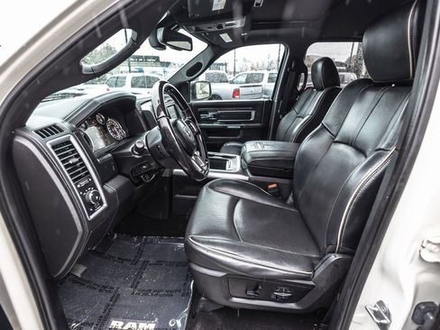 Used 2018 RAM 1500 Limited image 24