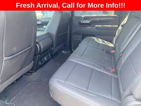 Used 2025 GMC Sierra 2500 SLT AWD/4WD image 12