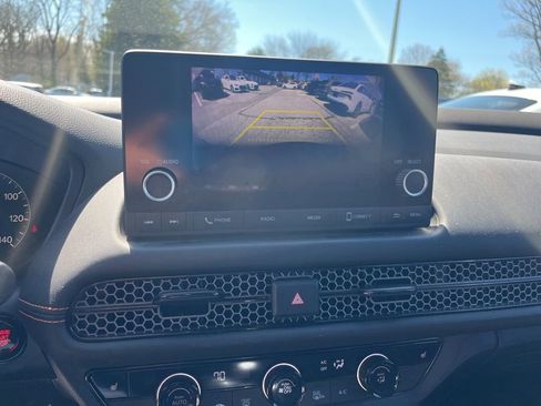 Used 2024 Honda HR-V Sport image 14