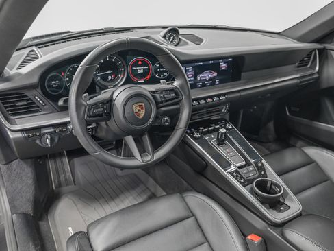 Used 2020 Porsche 911 Carrera RWD image 12