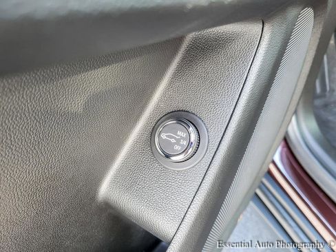 Certified 2023 Chevrolet Traverse LT w/ LPO, Floor Liner Package image 20