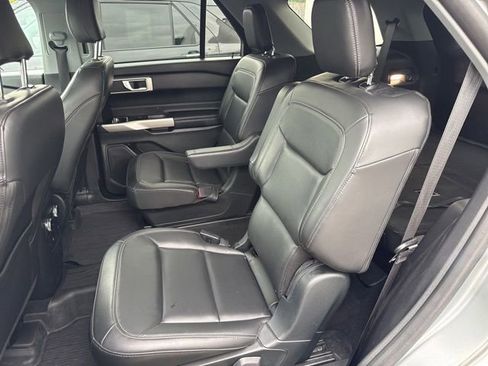 Certified 2023 Ford Explorer XLT w/ Equipment Group 202A AWD/4WD image 28