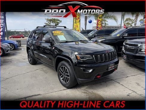Used 2019 Jeep Grand Cherokee Trailhawk w/ Trailhawk Luxury Group AWD/4WD image 1