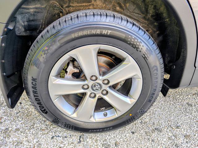 Used 2015 Toyota RAV4 XLE FWD image 18