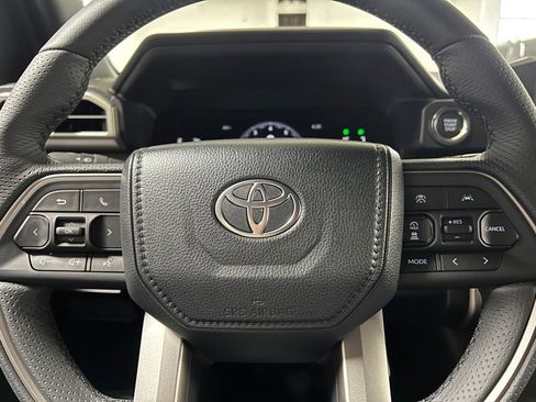 New 2026 Toyota 4Runner SR5 image 29