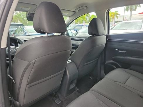 Certified 2024 Hyundai Tucson SE FWD image 7