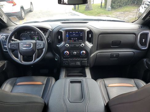 Used 2021 GMC Sierra 1500 AT4 image 18