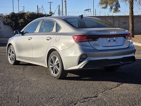 Used 2024 Kia Forte LXS image 29