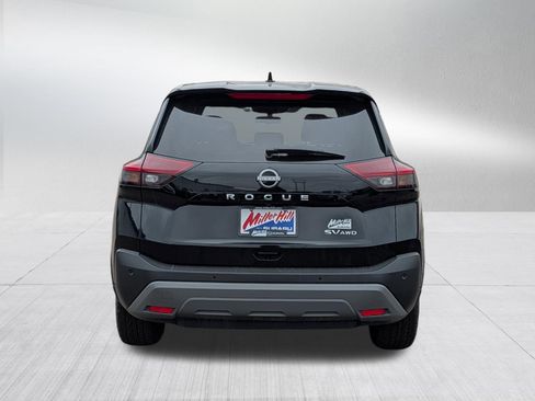 Used 2022 Nissan Rogue SV image 6