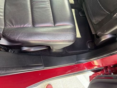 Used 2013 Jeep Grand Cherokee Laredo image 30