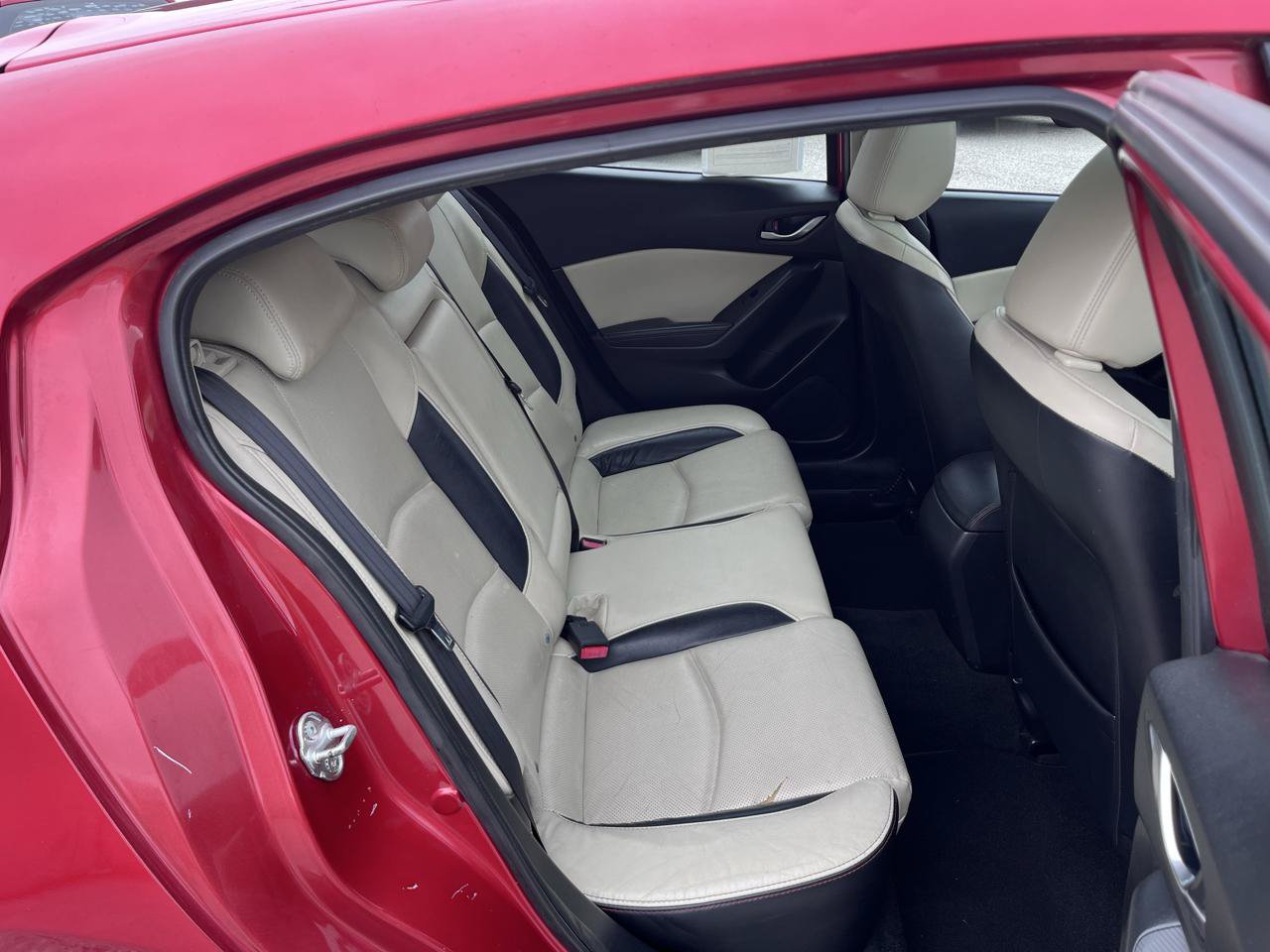 Used 2016 MAZDA MAZDA3 s Grand Touring FWD image 15