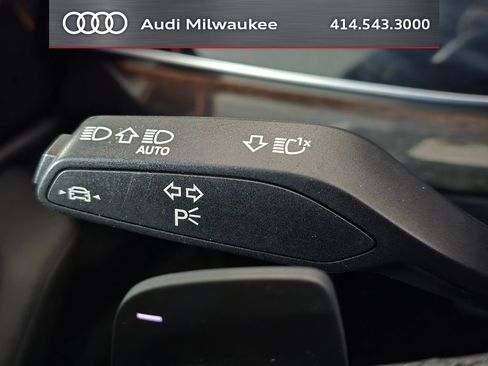 Used 2023 Audi Q7 3.0T Prestige w/ Prestige Package AWD/4WD image 40