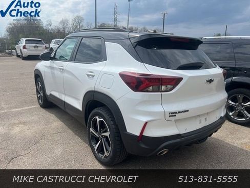 Used 2021 Chevrolet TrailBlazer RS w/ Technology Package image 4