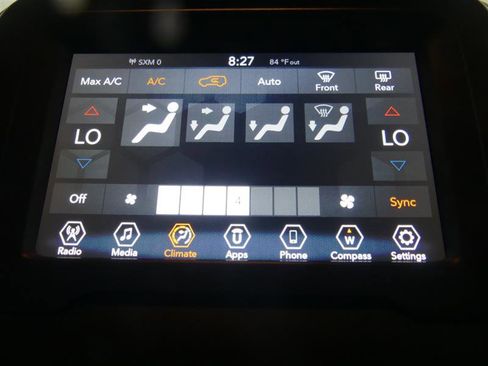 Used 2020 Jeep Renegade Altitude AWD/4WD image 42