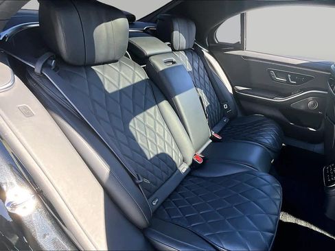 Used 2022 Mercedes-Benz S 580 4MATIC Sedan image 19
