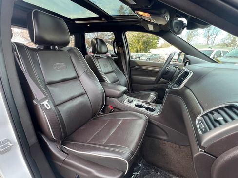 Used 2018 Jeep Grand Cherokee Overland image 26