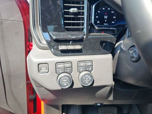 Used 2023 Chevrolet Silverado 1500 ZR2 w/ Technology Package image 39