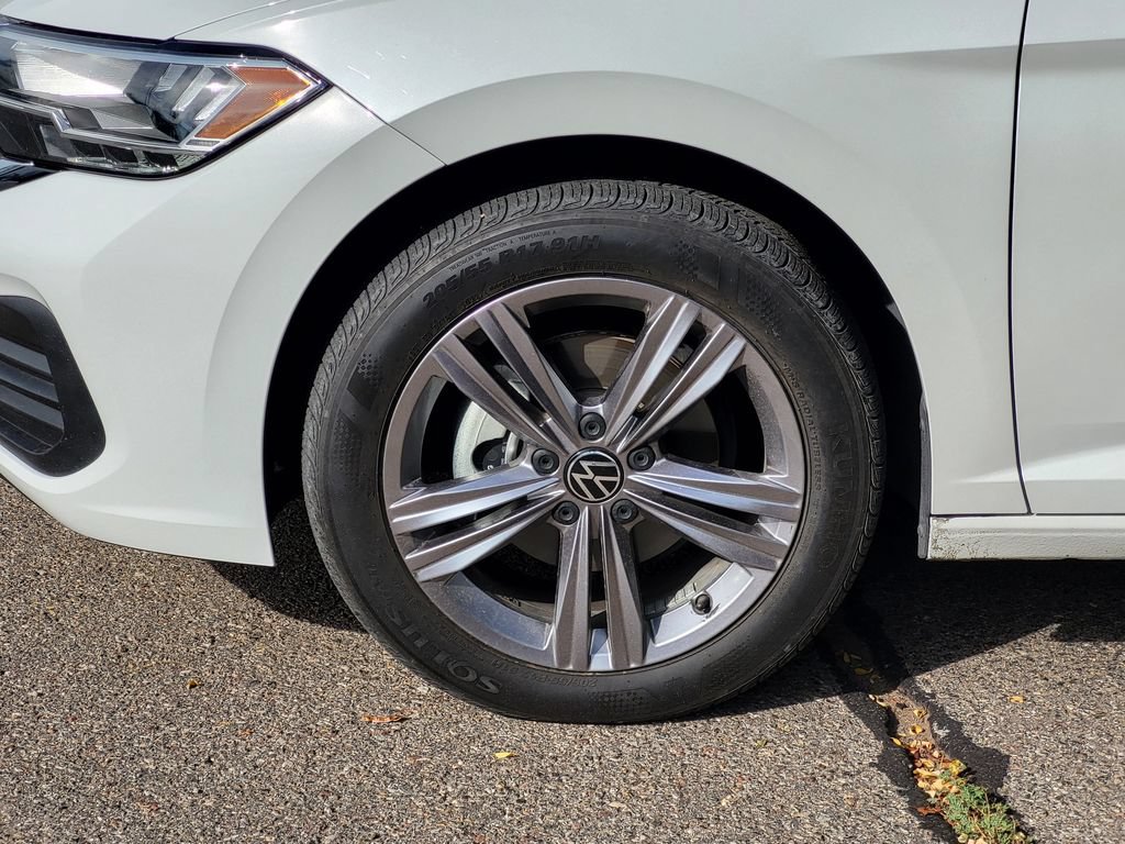 Used 2022 Volkswagen Jetta SE FWD image 8