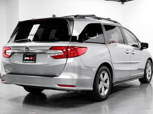 Used 2019 Honda Odyssey EX image 9