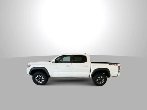 Certified 2021 Toyota Tacoma TRD Off-Road w/ Technology Package image 5