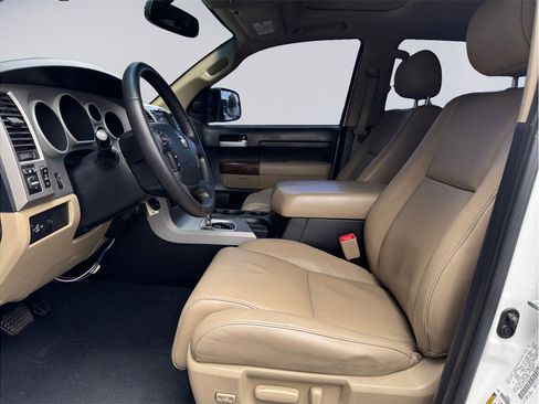 Used 2013 Toyota Tundra Limited RWD image 11
