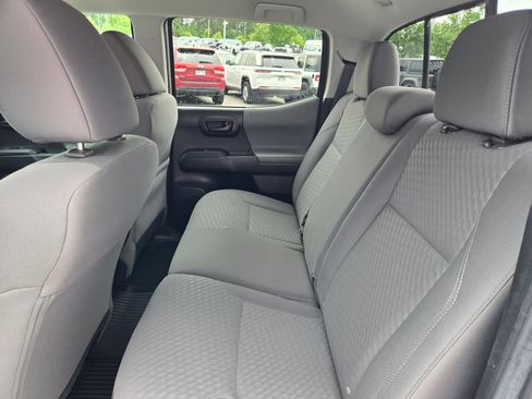 Used 2023 Toyota Tacoma SR AWD/4WD image 30