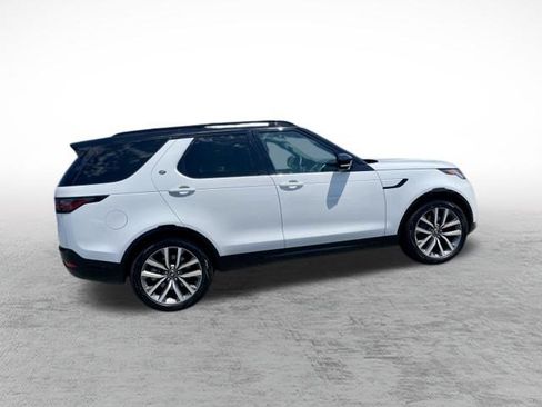 Certified 2025 Land Rover Discovery Dynamic SE AWD/4WD image 7