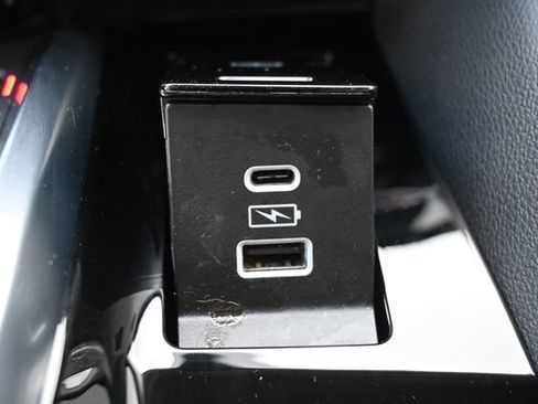 Used 2025 Acura MDX SH-AWD image 33