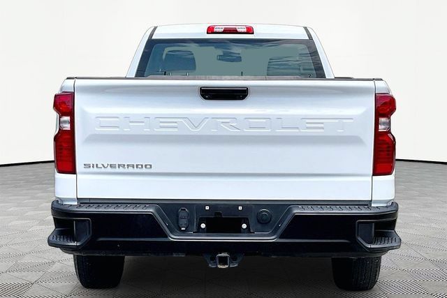 Used 2024 Chevrolet Silverado 1500 W/T w/ Trailering Package AWD/4WD image 6