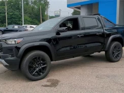 New 2025 Chevrolet Colorado Trail Boss w/ Midnight Edition image 4