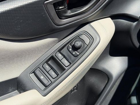 Used 2022 Subaru Forester AWD/4WD image 15