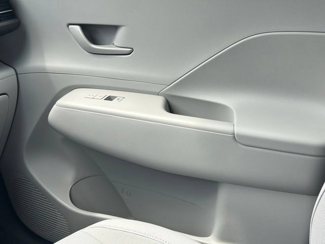 New 2026 Hyundai Kona SEL Sport FWD image 16