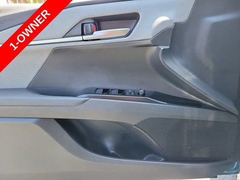 Used 2025 Toyota Camry SE w/ Multimedia Upgrade Package FWD image 22