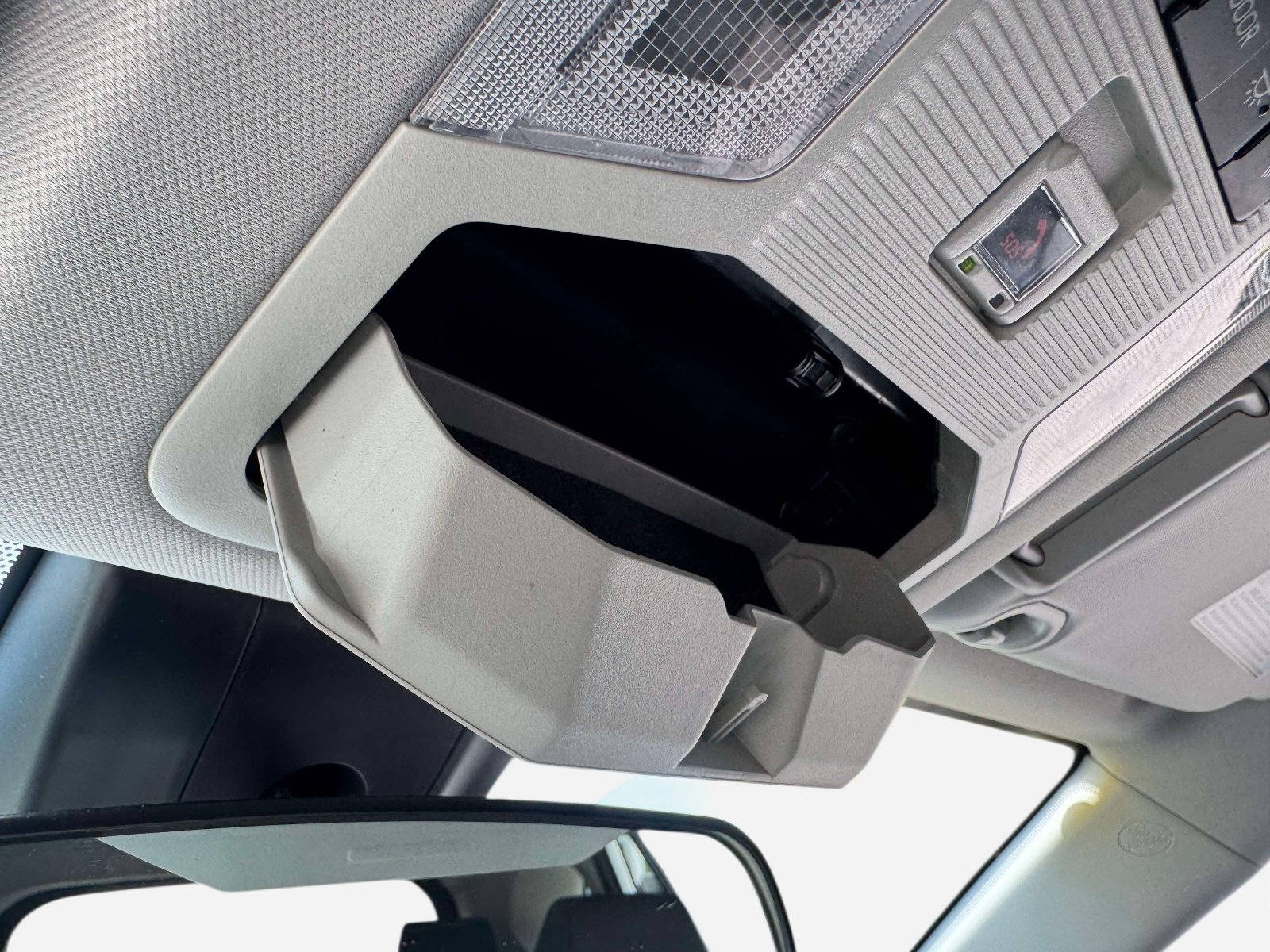 Used 2025 Toyota RAV4 XLE FWD image 39