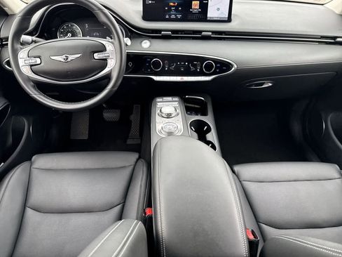 Used 2025 Genesis GV70 2.5T image 15