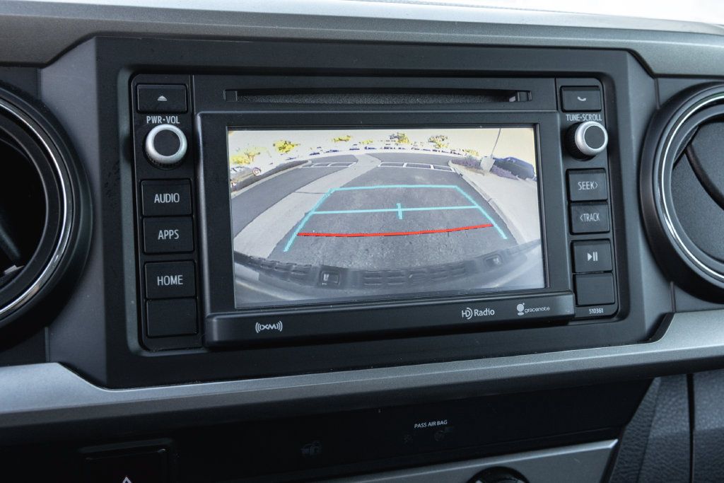 Used 2019 Toyota Tacoma SR5 RWD image 18
