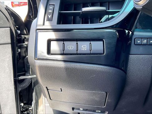 Used 2023 Lexus ES 350 Ultra Luxury w/ Accessory Package (Z2) image 33