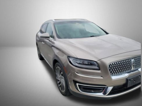 Used 2019 Lincoln Nautilus Reserve image 2