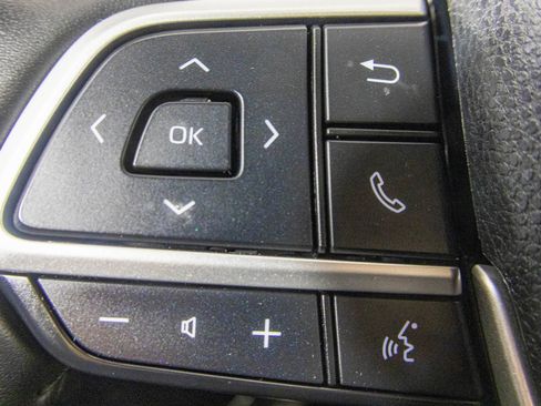 Used 2024 Toyota Grand Highlander XLE image 31