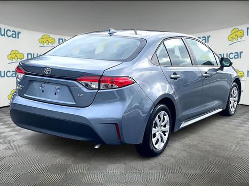 Used 2024 Toyota Corolla LE image 6
