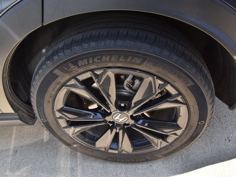 Used 2024 Honda CR-V Sport Touring image 11