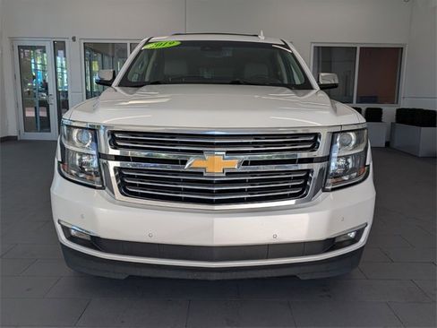 Certified 2019 Chevrolet Suburban Premier image 2