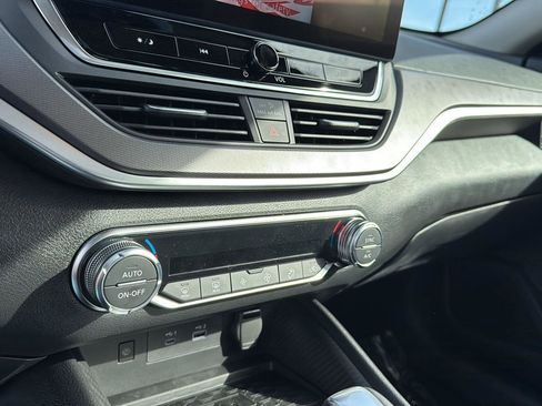 New 2026 Nissan Altima 2.5 SR w/ SR Midnight Edition Package FWD image 23