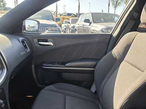 Certified 2022 Dodge Charger SXT RWD image 12