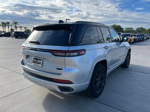 Certified 2025 Jeep Grand Cherokee Summit w/ Obsidian Package AWD/4WD image 7