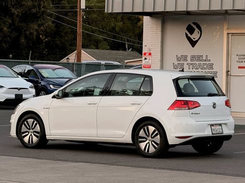 Used 2016 Volkswagen e-Golf SEL Premium FWD image 7