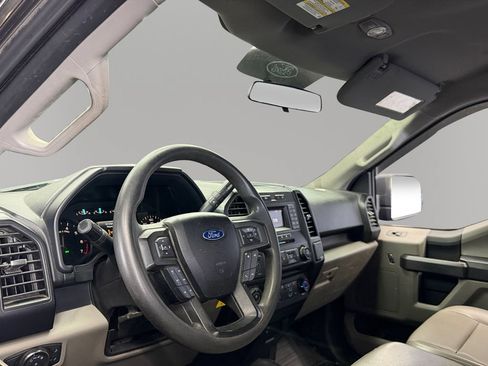 Used 2018 Ford F150 XL w/ Equipment Group 101A Mid AWD/4WD image 15