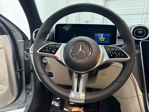 Used 2025 Mercedes-Benz C 300 Sedan image 15